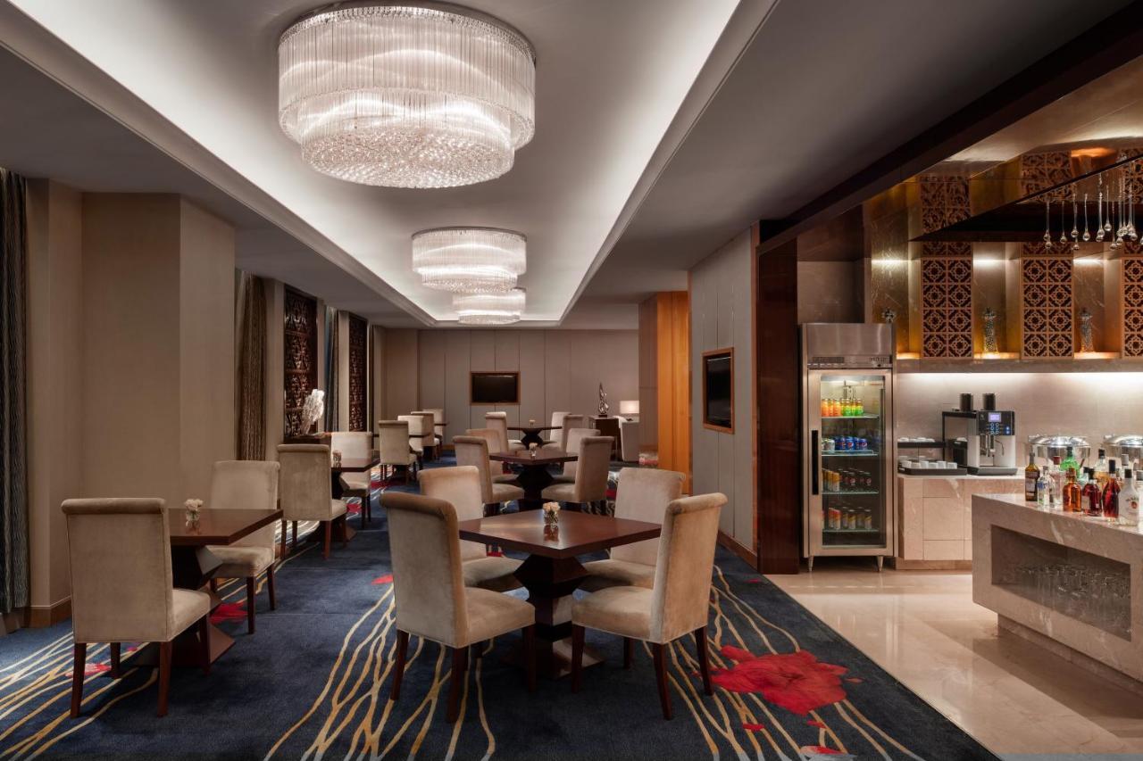Sheraton Zhenjiang Hotel Exterior photo