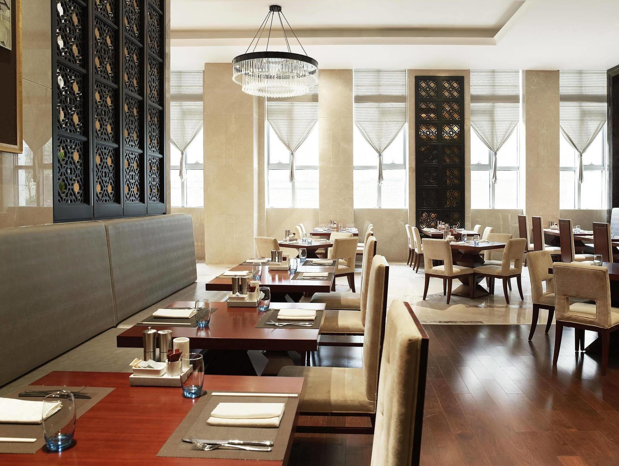 Sheraton Zhenjiang Hotel Exterior photo