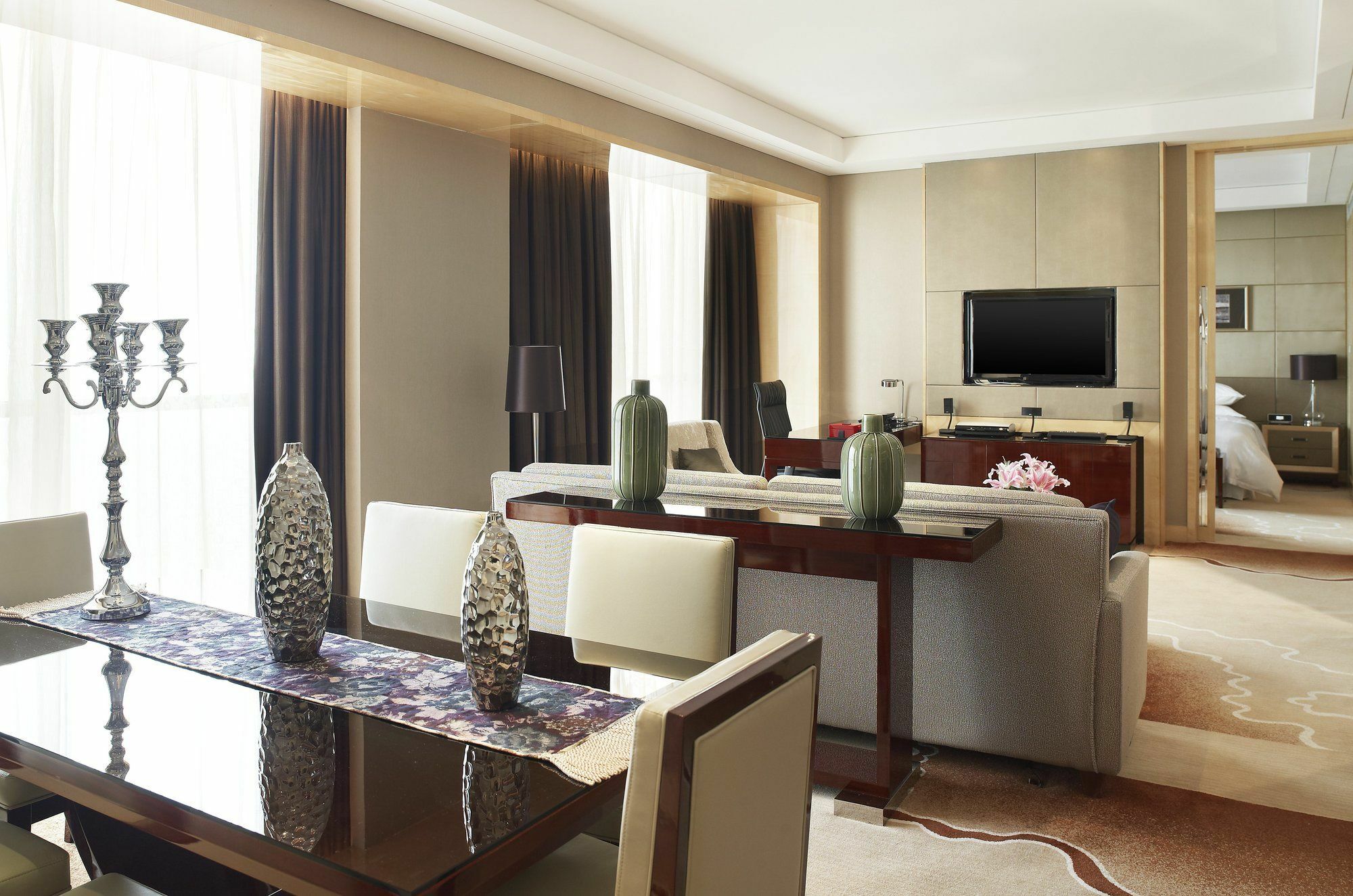 Sheraton Zhenjiang Hotel Exterior photo
