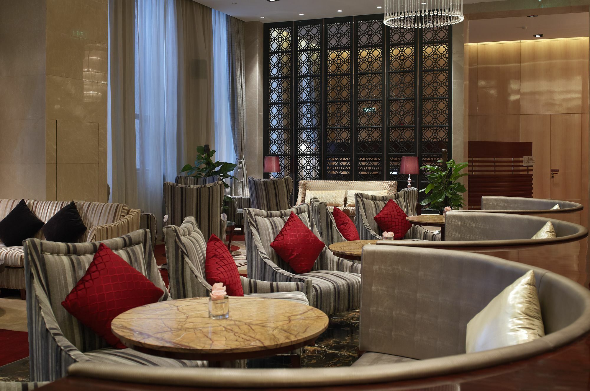Sheraton Zhenjiang Hotel Exterior photo